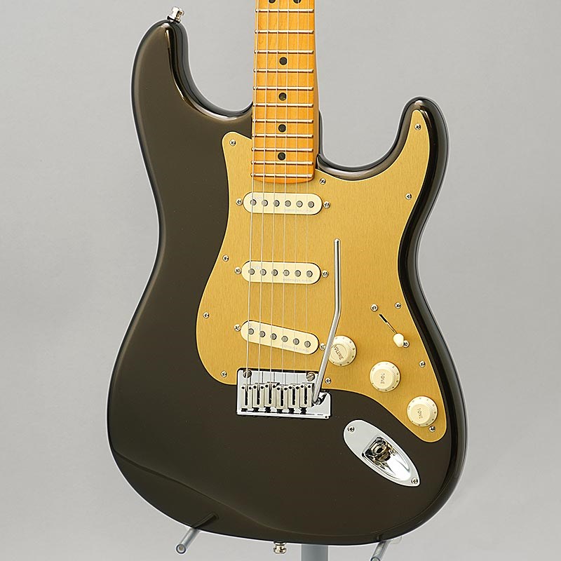 Fender USA American Ultra Stratocaster (Texas Tea)の画像